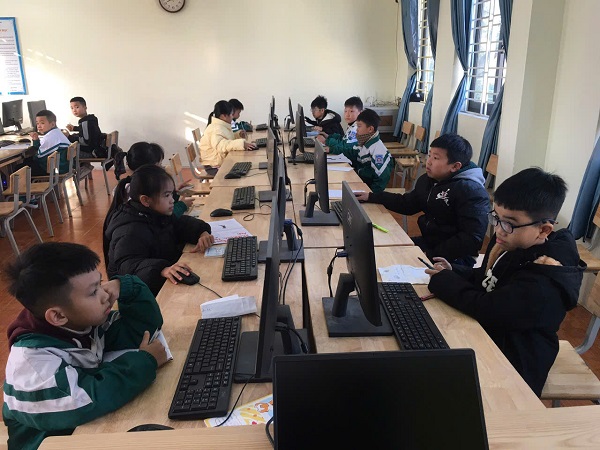 Sôi nổi hứng khởi các cuộc Thi Violympic cấp cụm trường