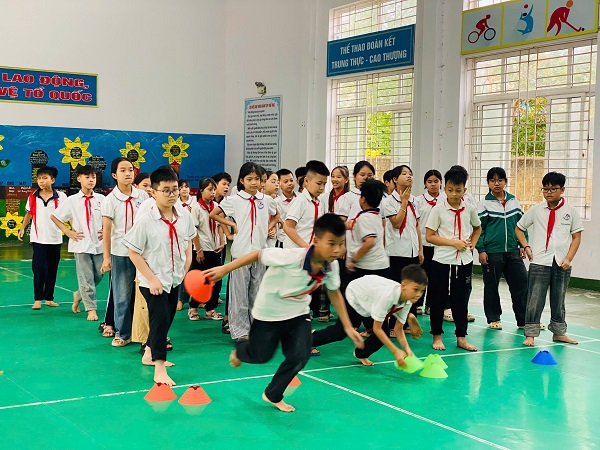 Giờ ra chơi trải nghiệm sáng tạo, thú vị của học sinh Trường Tiểu học Thanh Cao